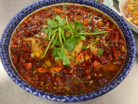 Sichuan Chili Boiled Sea Basso Shuǐ Zhǔ Yú