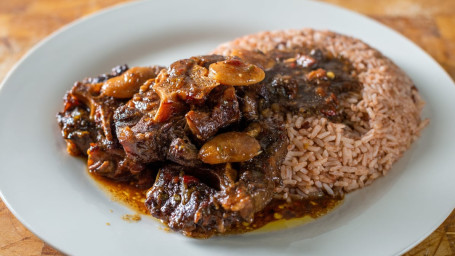 Oxtails With Butter Beans