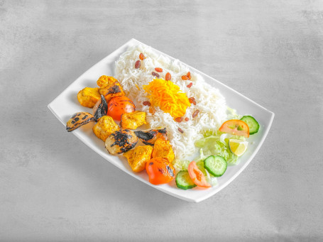 Shish Towk With Basmati Rice شیش طوک مع الرز أسياخ الدجاج المشوي مع الأرز