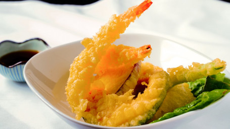 Garnalen En Plantaardige Tempura Voorgerecht