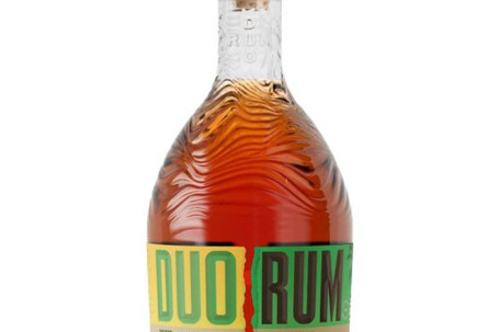 Duo Gekruid Met Gekarameliseerde Ananas Rum