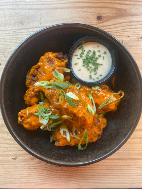 Nashville Chicken Wings With Blue Cheese Sauce