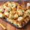 Garlic Knots (6 Pc)