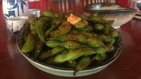 Edamame W/ Garlic Sauce