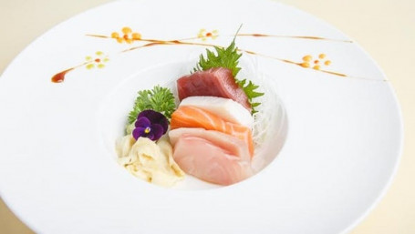 Sashimi Sampler (5)